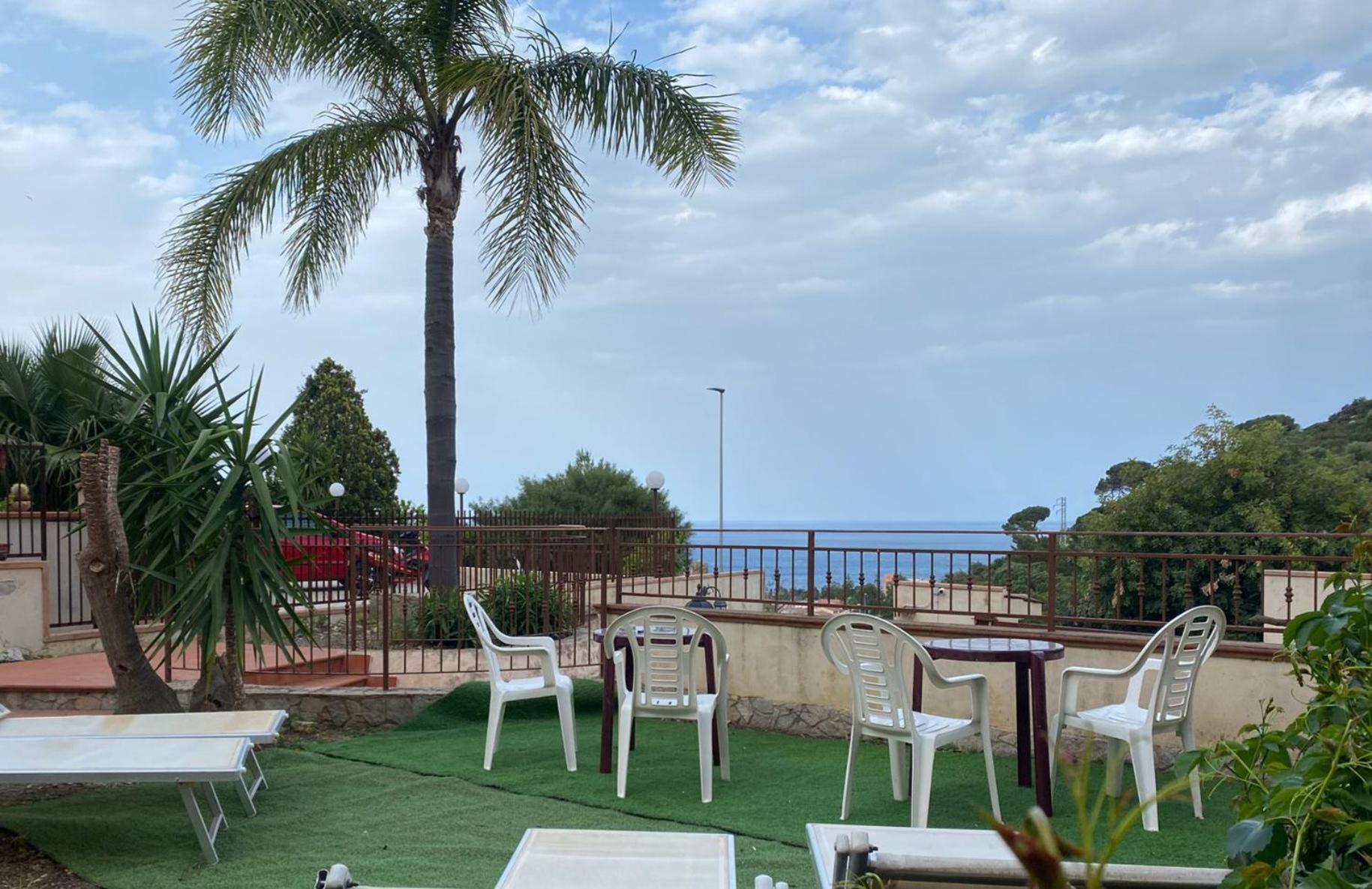 Apartamento Amerigo Casa Vacanza Cefalú Exterior foto